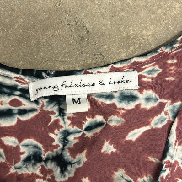 Young fabulous & broke Tie-Dye Sleeveless Top with buttons - Picture 2 of 5